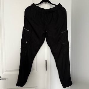 Banana Republic Women's Black Cargo Pants